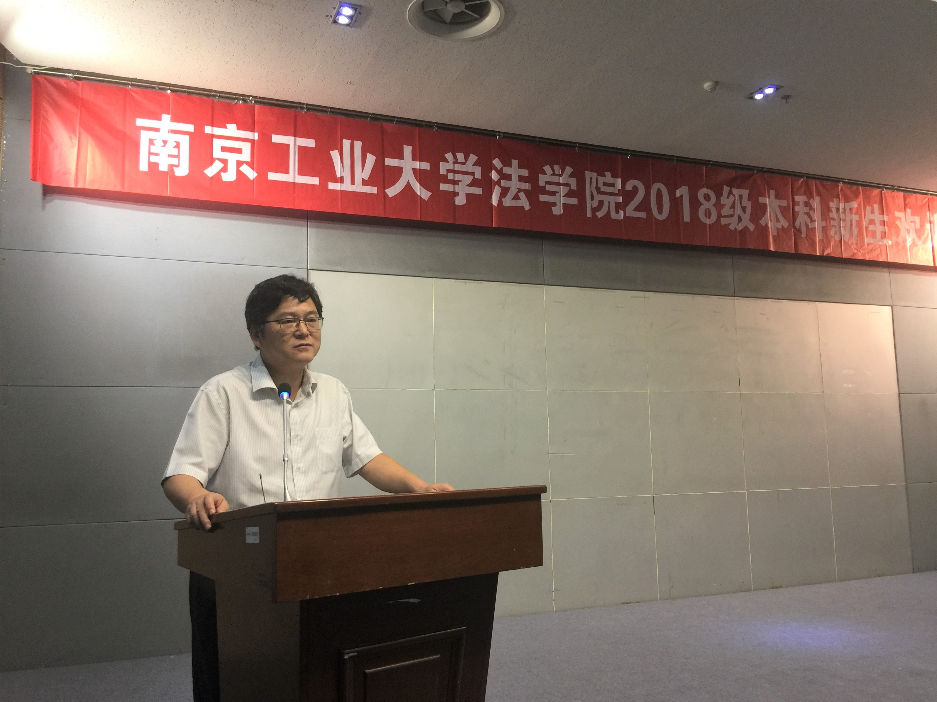 1536939186823781.jpg 1536939186823781.jpg